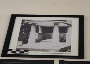 makam Isteri Dr Soetomo di komplek makam kembang kuning Surabaya