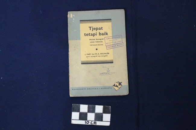SMP Metode Stenografi