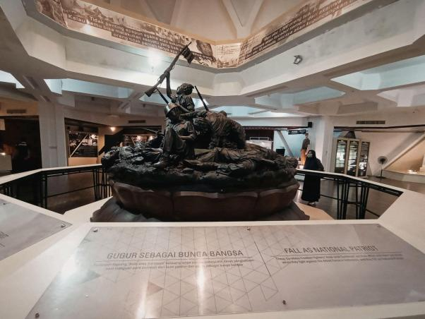 Museum 10 November