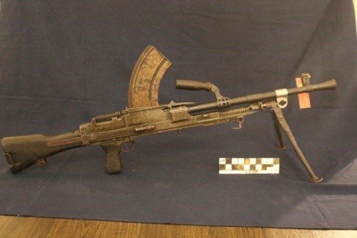 Senapan Mesin Ringan Bren Mk III kaliber .303 (7.7x56 mmR)