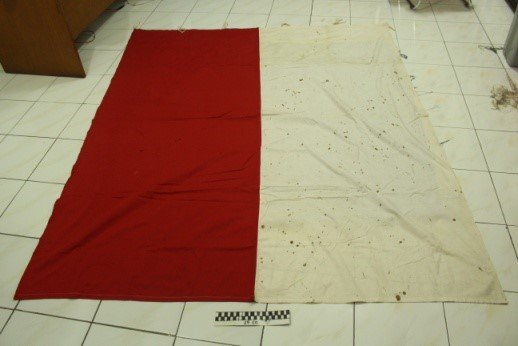 Bendera Merah Putih budar Mortir